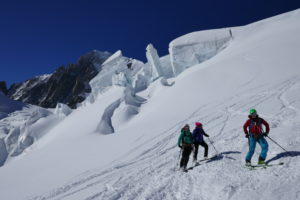 Guided off piste and ski touring week in Chamonix