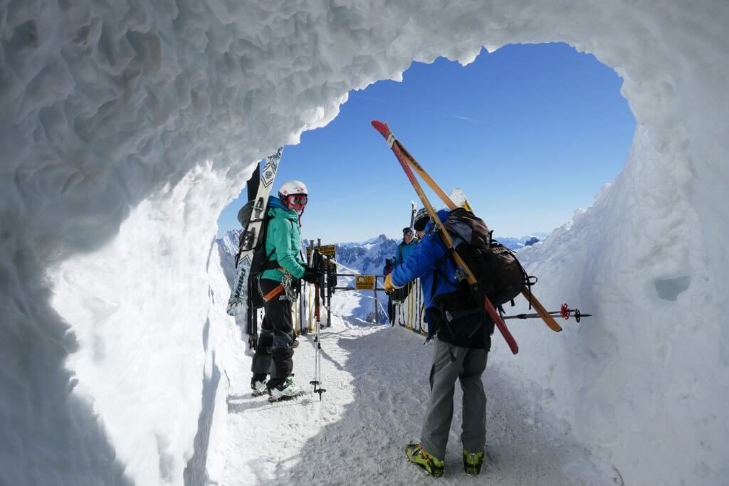 Vorbereitungen zum Skifahren im Vallée Blanche in Chamonix