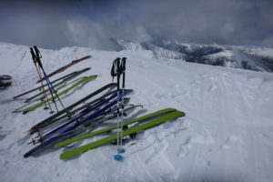 material for women's skitouring camp alps