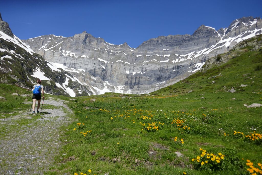 hiking-alps-landscape