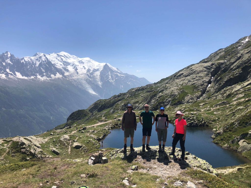 Chamonix Lake Chesery mit dem Mont Blanc im Hintergrund