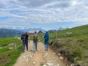 Hikers-at-chalet-Truc